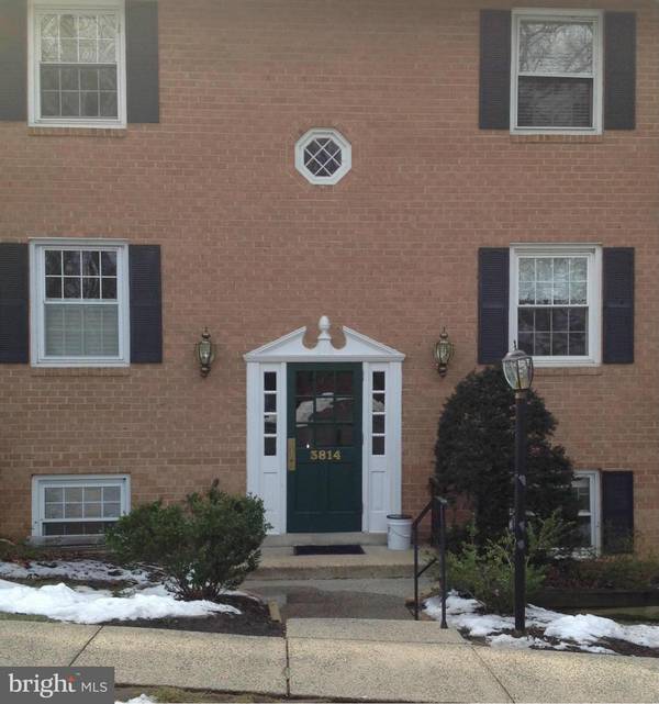 3814 LYNDHURST DR #101, Fairfax, VA 22031