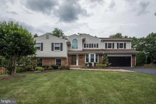 4119 EVERGREEN DR, Fairfax, VA 22032