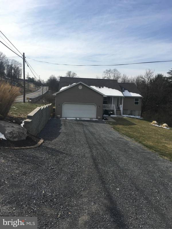 1701 LINCOLN WAY W, Mc Connellsburg, PA 17233