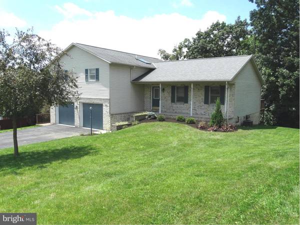 215 OPAL DR, Chambersburg, PA 17202