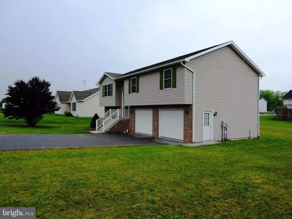 Shippensburg, PA 17257,1099 ASHTON DR