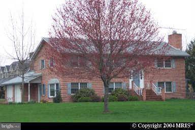 11985 COUNTRY CLUB RD, Waynesboro, PA 17268