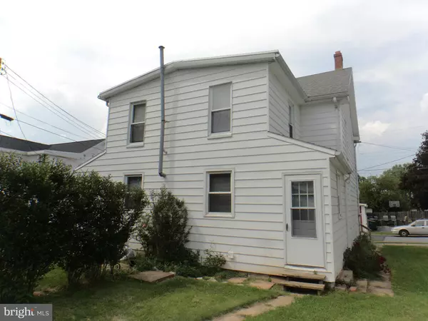 Greencastle, PA 17225,26-28 DAHLGREN ST W