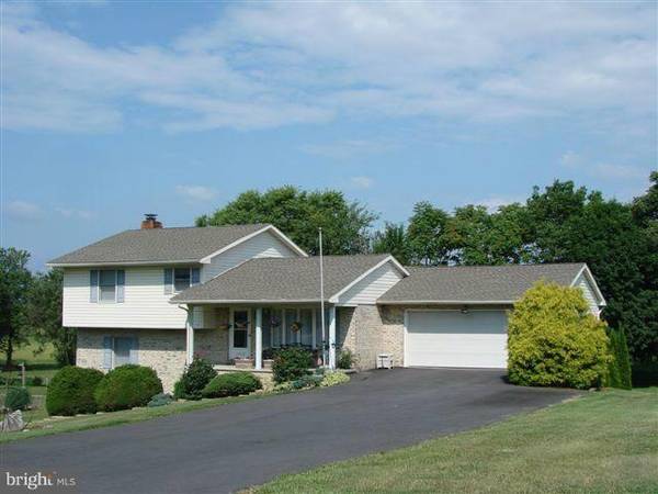 1316 CHOXES CHASE, Greencastle, PA 17225