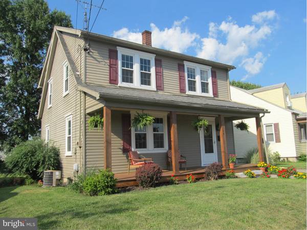 359 GARFIELD ST E, Chambersburg, PA 17201