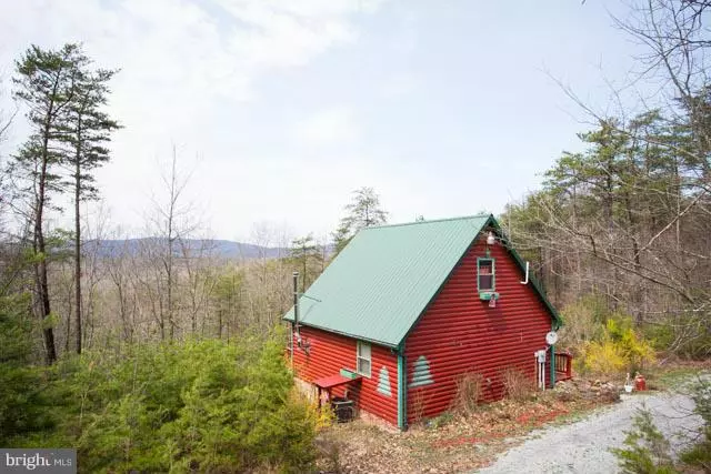 Mathias, WV 26812,116 HOOK TRAIL RD