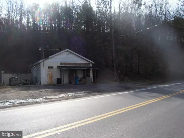 Moorefield, WV 26836,0 RT. 220 NORTH