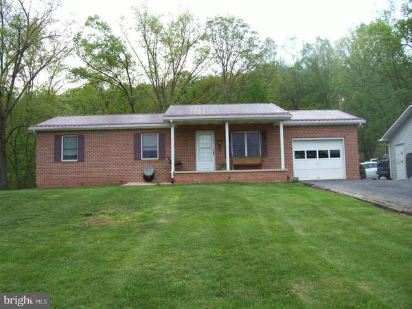 55 BRIERWOOD LN, Old Fields, WV 26845