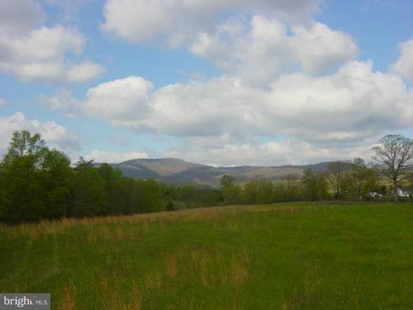 21 HICKORY LOOP, Old Fields, WV 26845