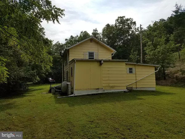 Moorefield, WV 26836,112 BACKWOOD LN