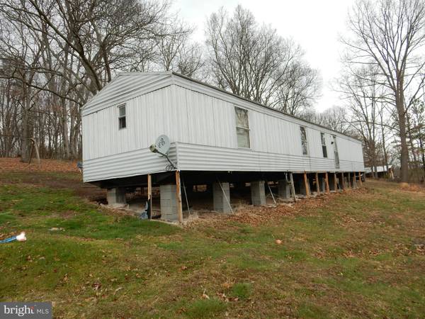 180 TURKEY RUN RD., Baker, WV 26801