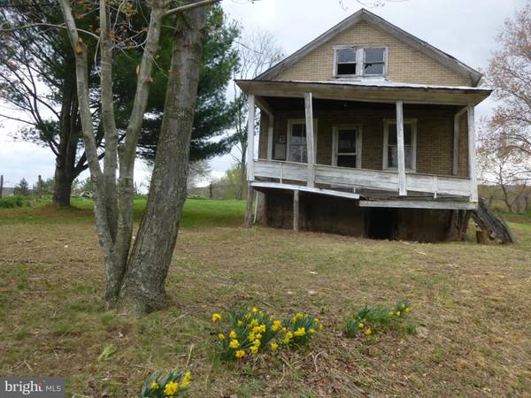 3963 PAW PAW RD, Bloomery, WV 26817