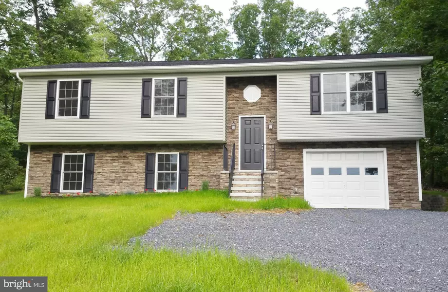 66 TIMBER RIDGE RD, Capon Bridge, WV 26711