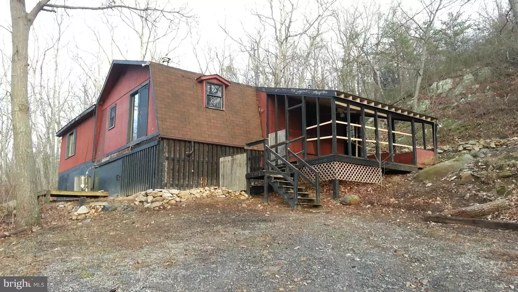 240 HOOVER YOUNG DR, Capon Bridge, WV 26711