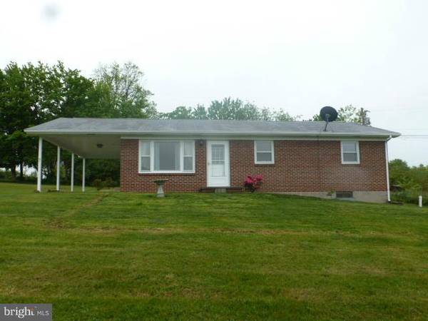 92 HARMISON RD, Augusta, WV 26704