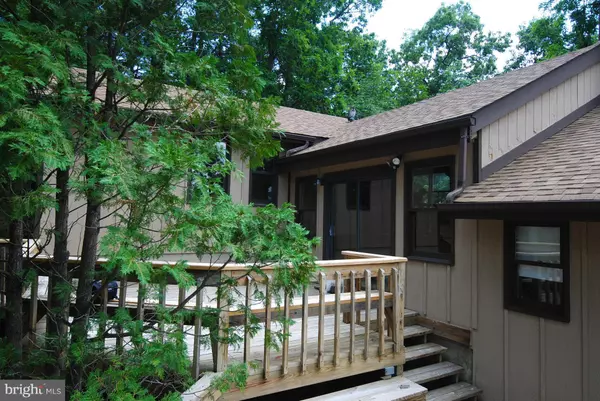 High View, WV 26808,7 ECHO LAKE LN