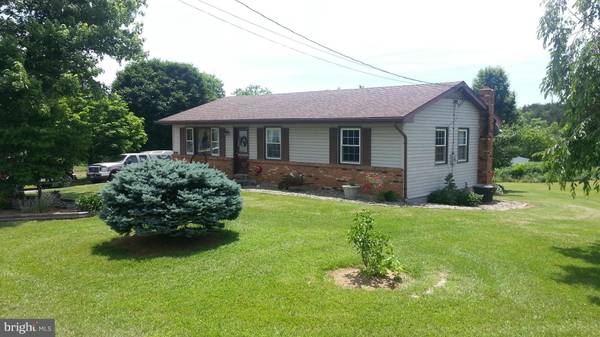 49 FOUR CORNERS DR, Augusta, WV 26704