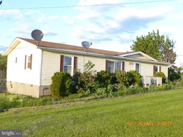 Augusta, WV 26704,8 REEDS CT