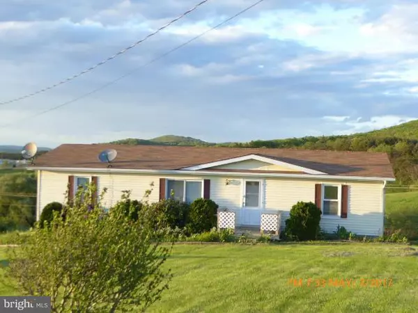 Augusta, WV 26704,8 REEDS CT