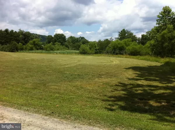 High View, WV 26808,QUAKER LAKE TRL