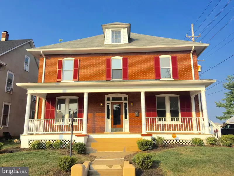 332 MILDRED ST N, Charles Town, WV 25414