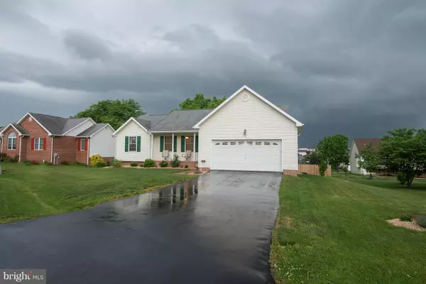 Ranson, WV 25438,66 VELVETEEN CT