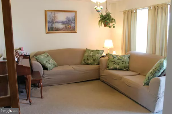 Ranson, WV 25438,67 HICKORY LN