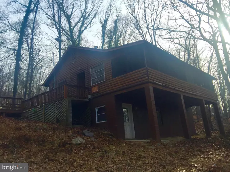 673 STONE RIDGE RD, Harpers Ferry, WV 25425