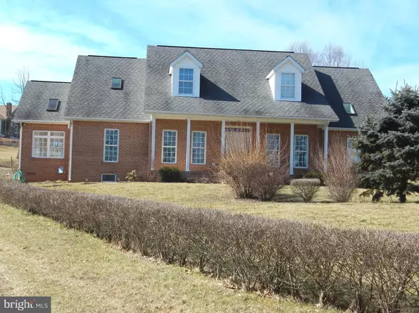 3067 WARM SPRINGS ROAD, Shenandoah Junction, WV 25442