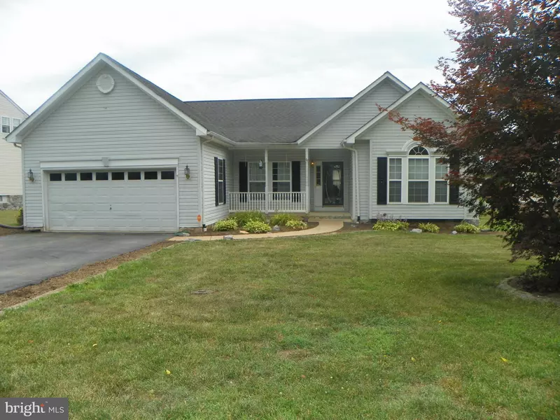 82 CYPRESS POINT DR, Charles Town, WV 25414