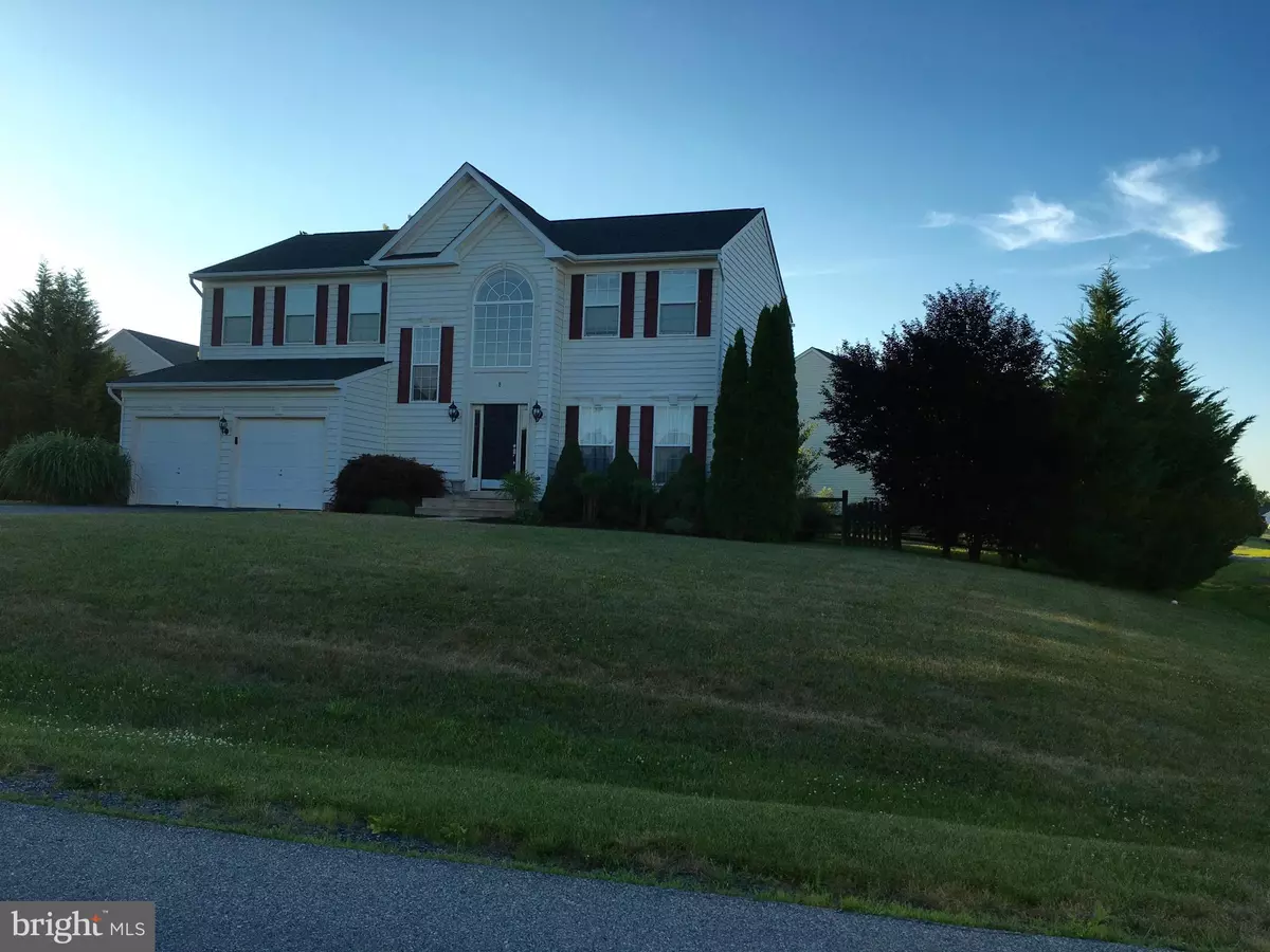 Charles Town, WV 25414,8 GREENBRIAR CIR