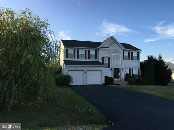 Charles Town, WV 25414,8 GREENBRIAR CIR