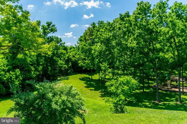 Ranson, WV 25438,564 OAK LEE DR