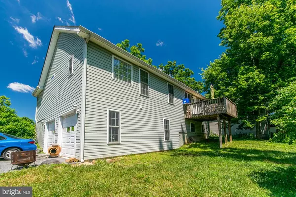 Ranson, WV 25438,564 OAK LEE DR