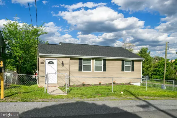 Ranson, WV 25438,207 REYMANN ST S