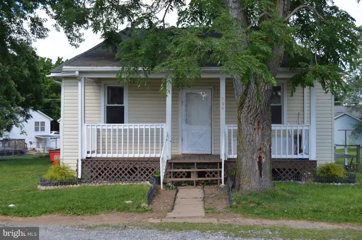 Ranson, WV 25438,704 MARSHALL ST N