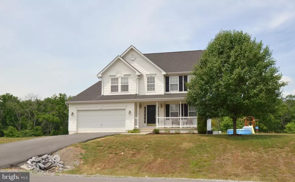 185 STRATUS DR, Kearneysville, WV 25430