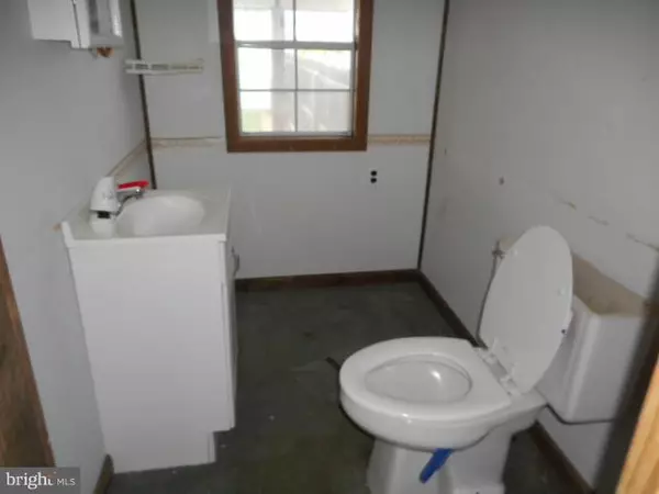 Hanover, PA 17331,403 PINE ST