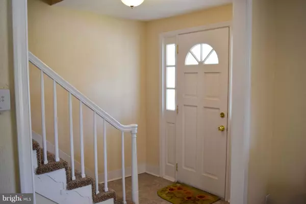 Fawn Grove, PA 17321,82 MAIN ST W