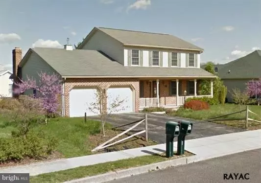 Hanover, PA 17331,418 DART DR