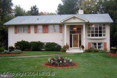 8900 LONGSTREET DR, Manassas, VA 20110