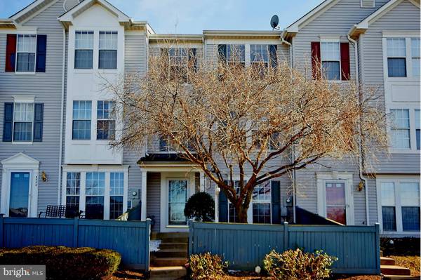 9330 FRINGE TREE LN #C, Manassas, VA 20110