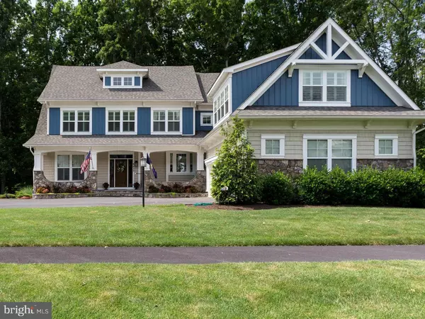 8432 BEARHURST DR, Gainesville, VA 20155
