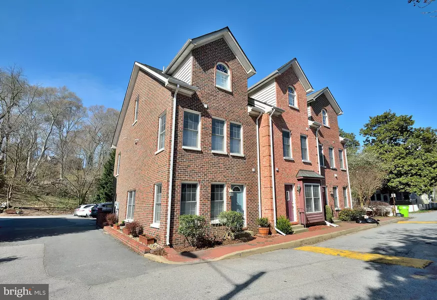 202 CENTER LN, Occoquan, VA 22125