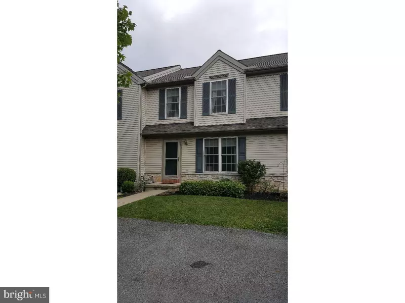 205 BANYAN CIRCLE DR, Lancaster, PA 17603