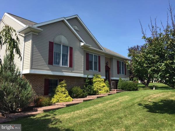 636 CLOVERFIELD DR, Narvon, PA 17555