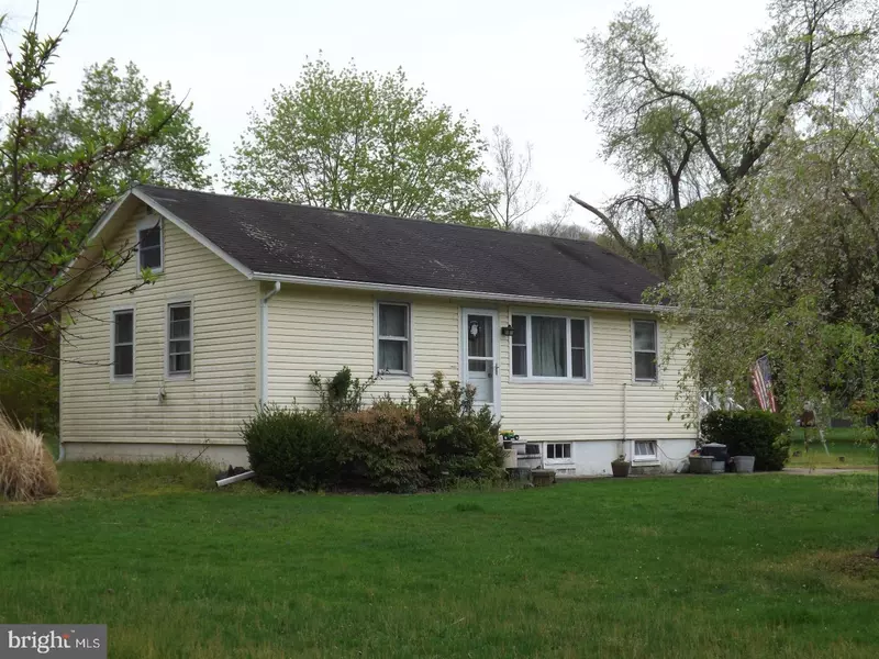 1806 RIVER RD, Upper Black Eddy, PA 18972