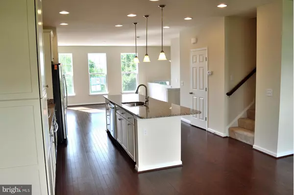 Manassas Park, VA 20111,9060 ISABEL LN