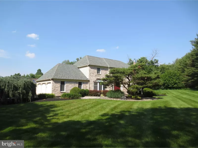 1040 DREW DR, Yardley, PA 19067