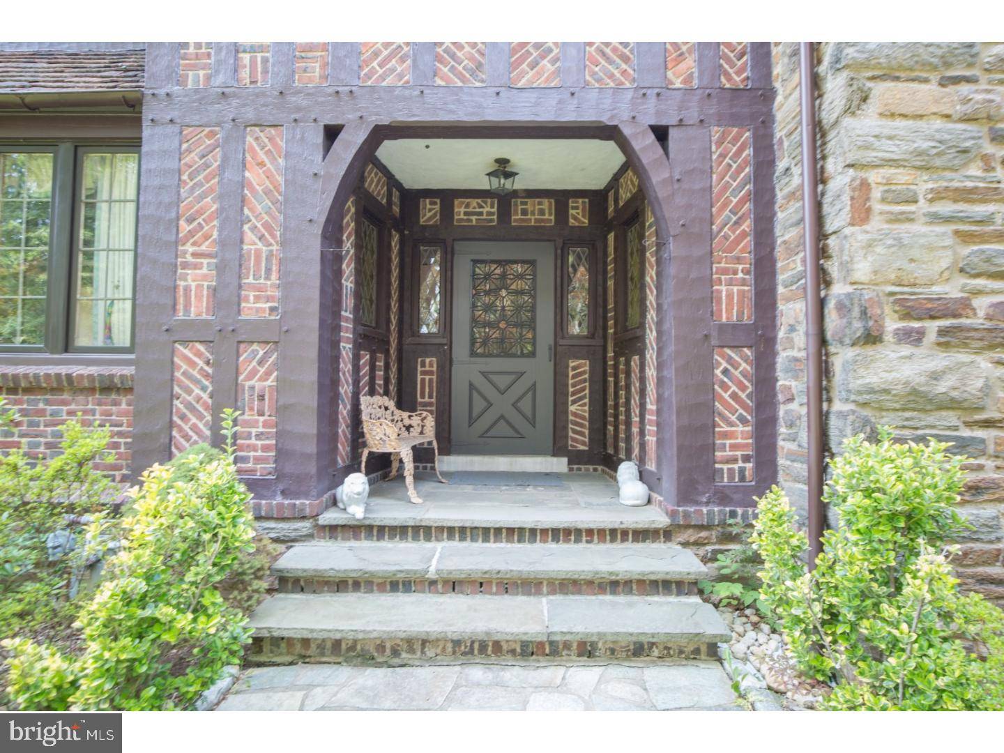 Yardley, PA 19067,2115 N CRESCENT BLVD